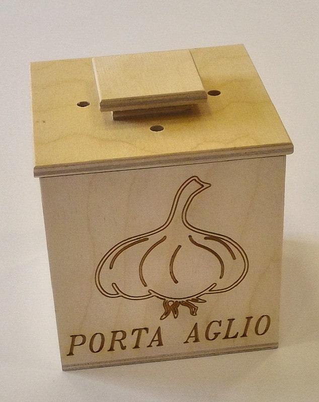 Barattolo in legno contenitore per cucina tecnica pirografia incise aglio