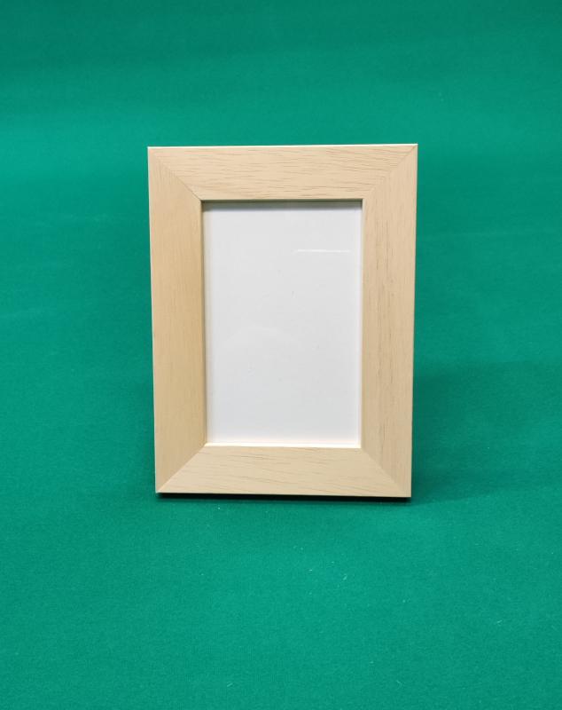 Portafoto cornice in legno ayous piatta liscia grezza profilo 30x15 mm con schienale nero