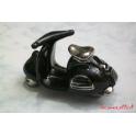 Vespa Piaggio colore nero in ceramica finitura platino decoro a mano 